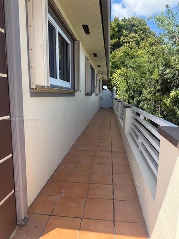 281 W 17th St 281, Hialeah, FL 33010