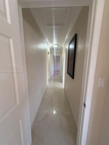 281 W 17th St 281, Hialeah, FL 33010