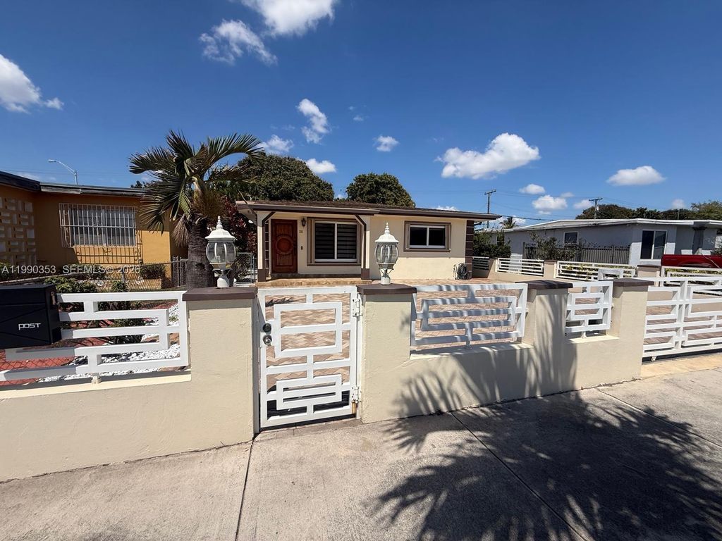 281 W 17th St 281, Hialeah, FL 33010