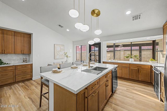 490 E SAN REMO Avenue, Gilbert, AZ 85234