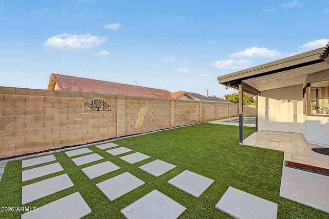 490 E SAN REMO Avenue, Gilbert, AZ 85234
