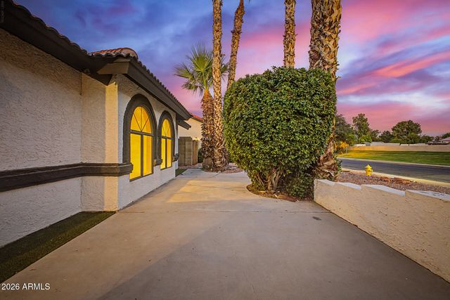 490 E SAN REMO Avenue, Gilbert, AZ 85234