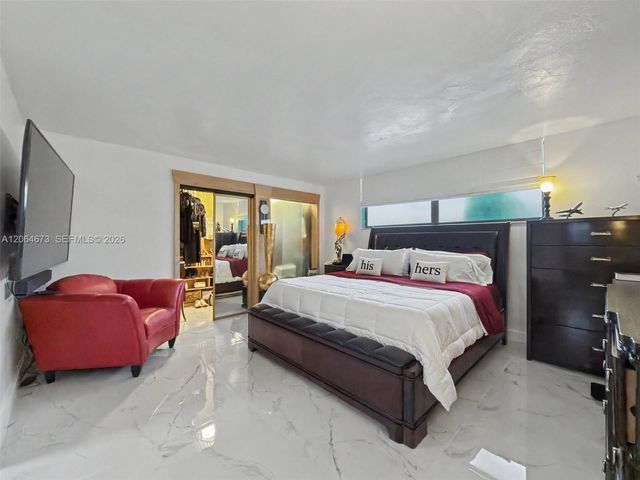 1820 S Treasure Drive 203D, North Bay Village, FL 33141
