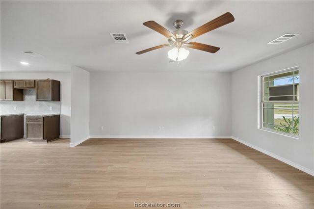 515 16th Street, Hempstead, TX 77445
