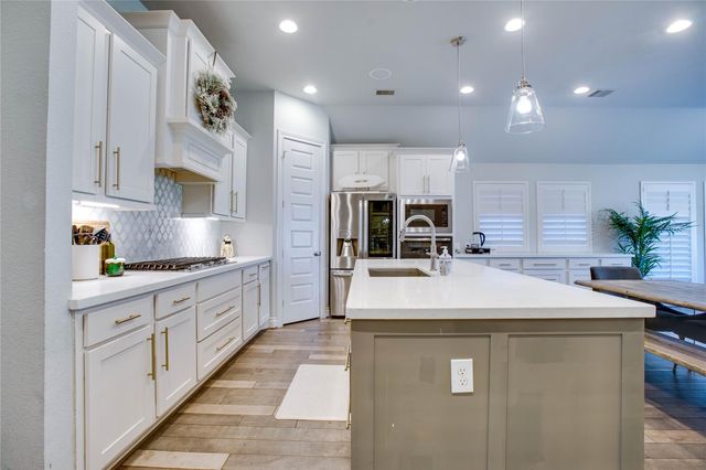 28334 Rabbitt Trail, Spring, TX 77386