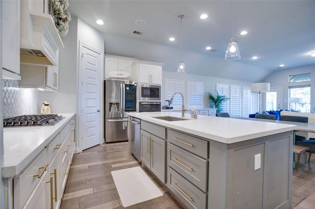 28334 Rabbitt Trail, Spring, TX 77386