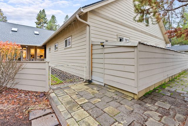 55815 Lost Rider Loop, Bend, OR 97707