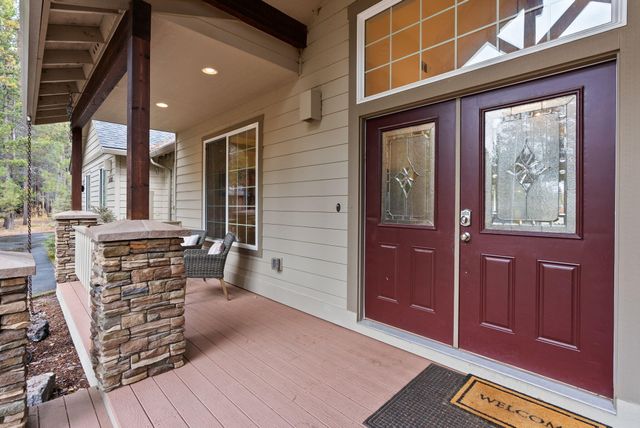 55815 Lost Rider Loop, Bend, OR 97707