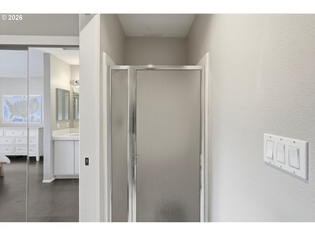 86 KINGSGATE Rd H203, Lake Oswego, OR 97035