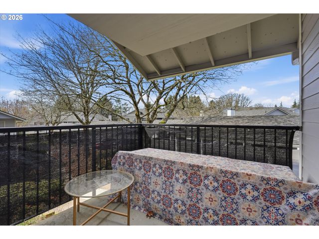 86 KINGSGATE Rd H203, Lake Oswego, OR 97035