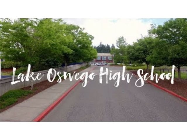 86 KINGSGATE Rd H203, Lake Oswego, OR 97035