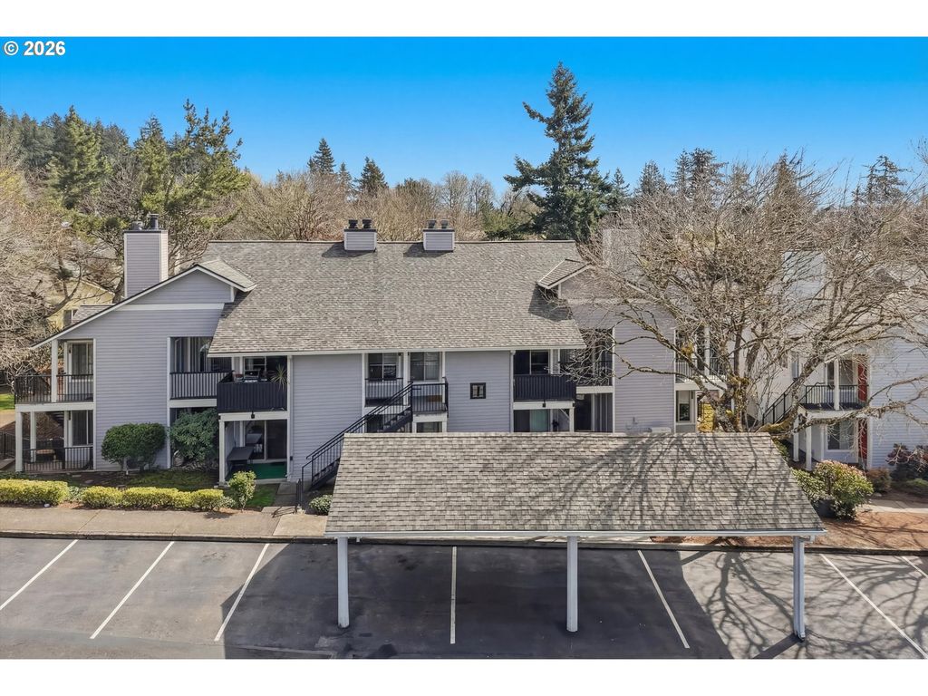 86 KINGSGATE Rd H203, Lake Oswego, OR 97035