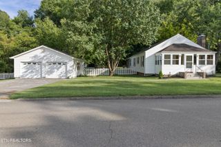 946 Poplar St, Alcoa, TN 37701