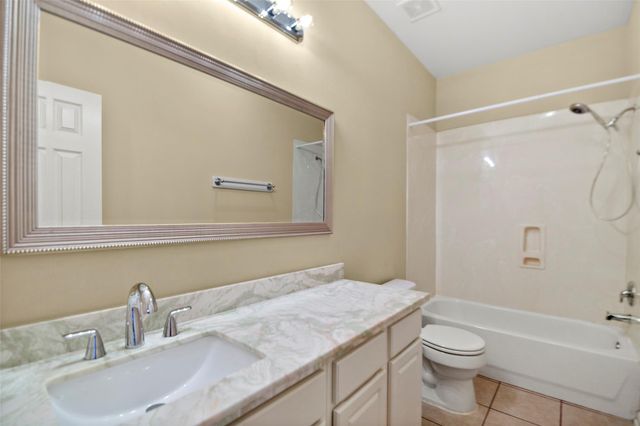 12806 Pecan Shores Drive, Houston, TX 77044