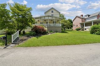 73 Kavel Hill Rd, Hempfield Twp, PA 15642