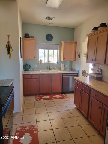5656 S BLUM Lane, Hereford, AZ 85615
