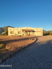 5656 S BLUM Lane, Hereford, AZ 85615