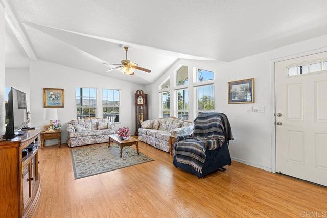 525 W El Norte Parkway 269, Escondido, CA 92026