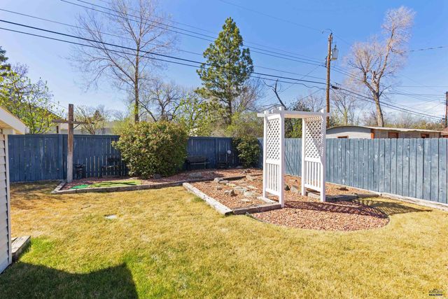 3023 OAK AVE, Rapid City, SD 57701