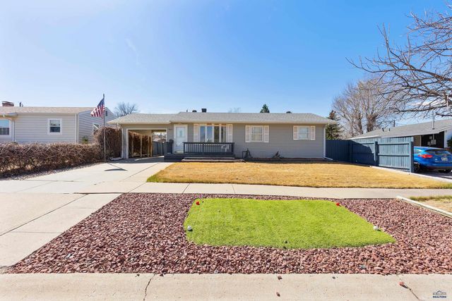 3023 OAK AVE, Rapid City, SD 57701