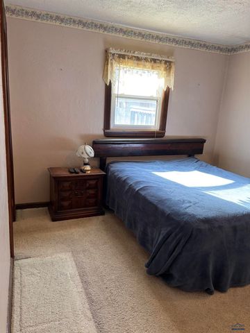 3023 OAK AVE, Rapid City, SD 57701