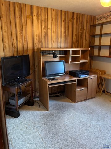 3023 OAK AVE, Rapid City, SD 57701