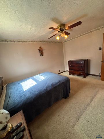 3023 OAK AVE, Rapid City, SD 57701