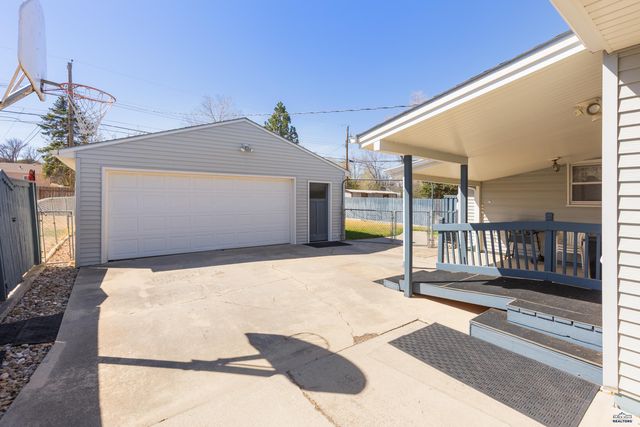 3023 OAK AVE, Rapid City, SD 57701