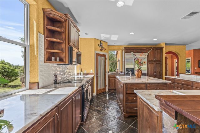 23802 Oscar Road, Spicewood, TX 78669