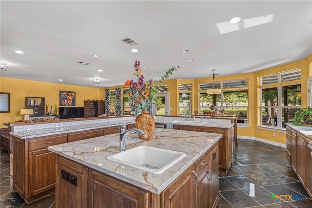 23802 Oscar Road, Spicewood, TX 78669