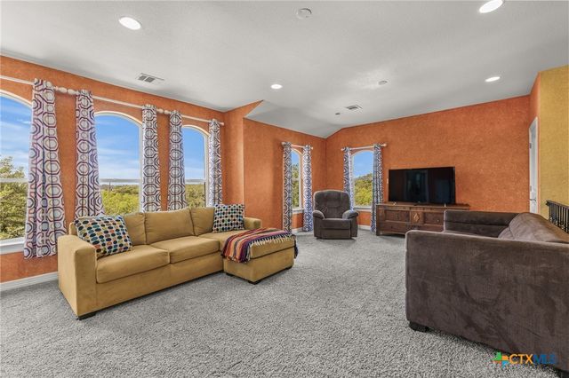 23802 Oscar Road, Spicewood, TX 78669
