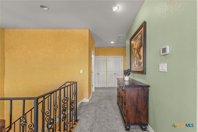 23802 Oscar Road, Spicewood, TX 78669
