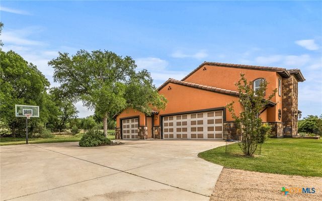 23802 Oscar Road, Spicewood, TX 78669