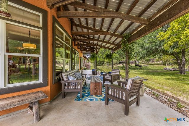 23802 Oscar Road, Spicewood, TX 78669