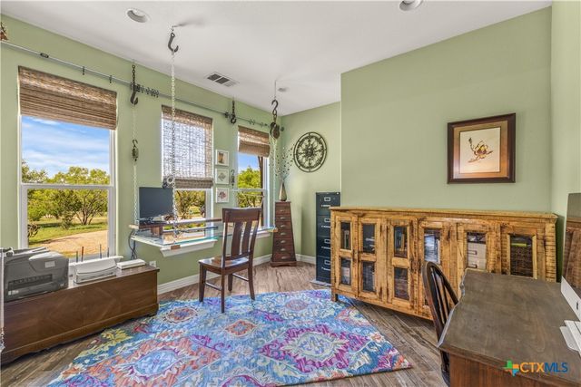 23802 Oscar Road, Spicewood, TX 78669