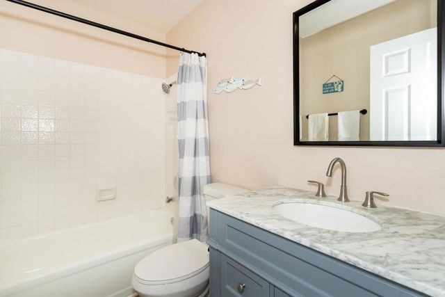 3569 Guava Way, Oceanside, CA 92058