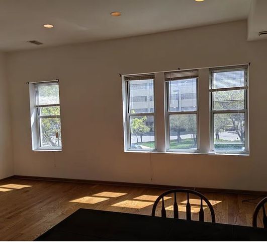 1420 N Western Avenue 2F, Chicago, IL 60622