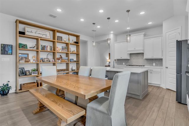 220 Nirnroot Court, Montgomery, TX 77316