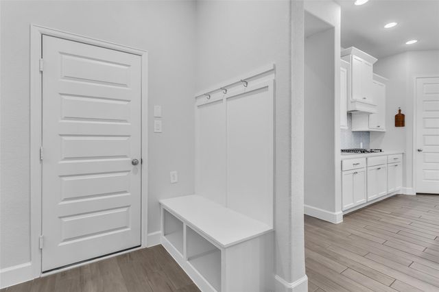 220 Nirnroot Court, Montgomery, TX 77316