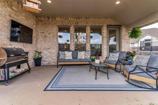 220 Nirnroot Court, Montgomery, TX 77316