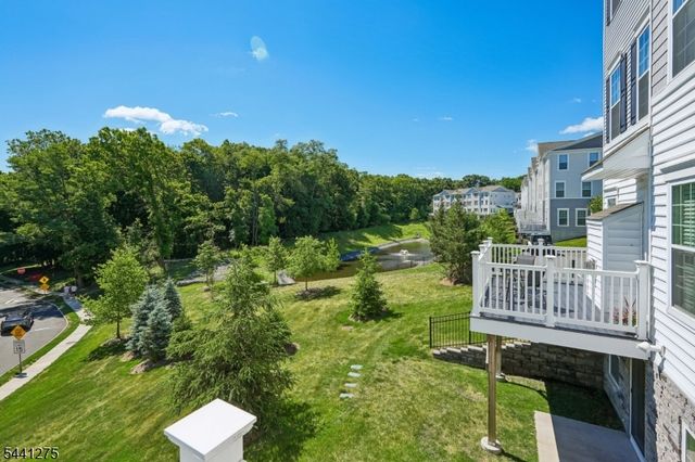 63 Sequoia Dr, Cedar Grove Twp., NJ 07009