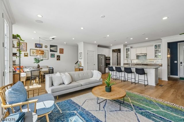 63 Sequoia Dr, Cedar Grove Twp., NJ 07009
