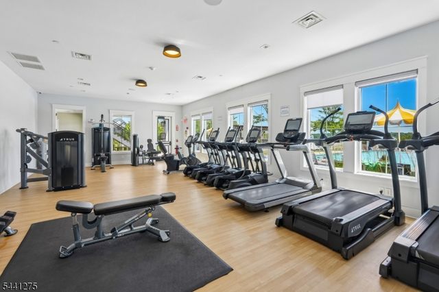 63 Sequoia Dr, Cedar Grove Twp., NJ 07009