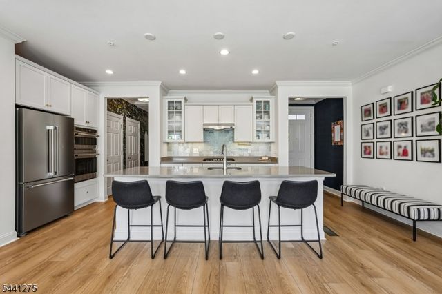 63 Sequoia Dr, Cedar Grove Twp., NJ 07009