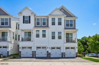 63 Sequoia Dr, Cedar Grove Twp., NJ 07009