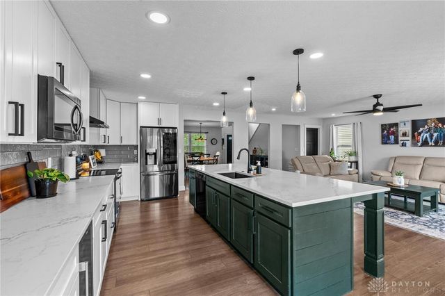 3524 Kelly Marie Way, Franklin, OH 45005