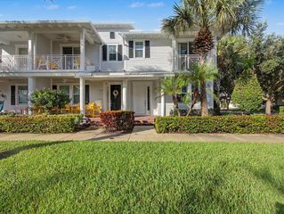 1334 S Community Drive, Jupiter, FL 33458