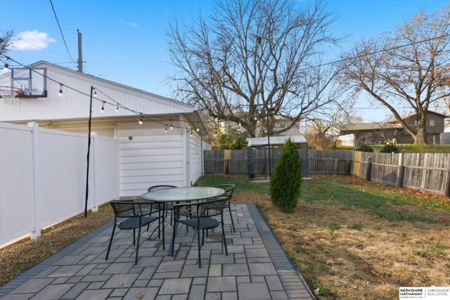 3318 S 126th Street, Omaha, NE 68144