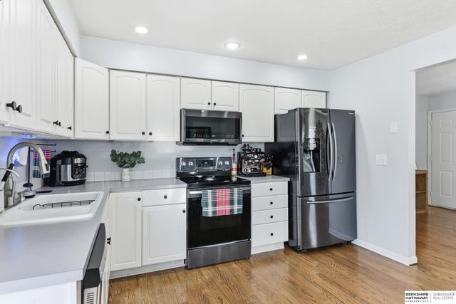 3318 S 126th Street, Omaha, NE 68144