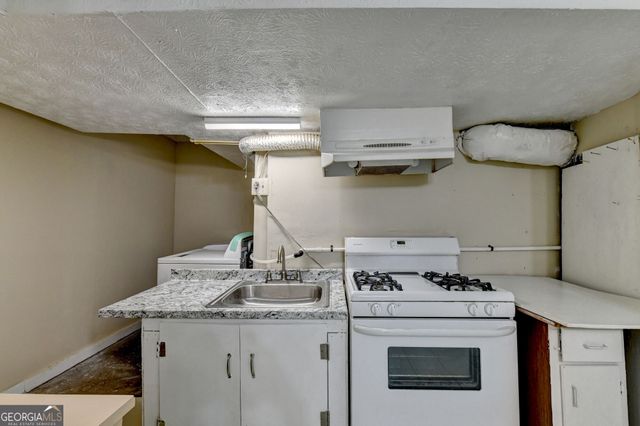 2484 Rhoanoke Drive, Duluth, GA 30096